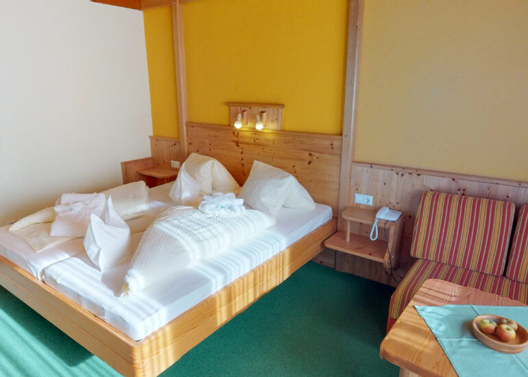 Familienzimmer Nr. 9 und Nr. 10 Familienzimmer Nr. 9 und Nr. 10